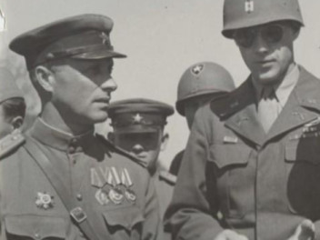 10 мая 1945 года советские и американские войска встретились в Чехословакии. Война в Европе завершилась