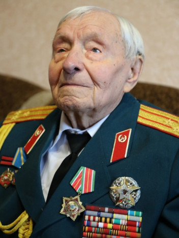 Иван Васильевич Селезнёв