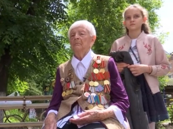 Ветерану войны Зарете Томаевой 100 лет!