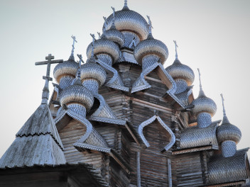 Военные истории. Чудесное спасение Кижей