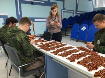 Однополчане присоединяются к акции «Георгиевская лента»