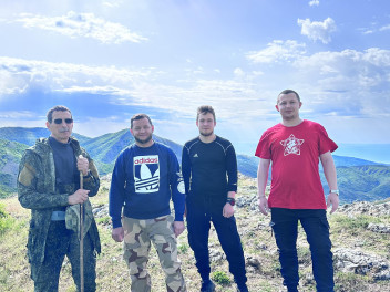 Тропою крымских партизан прошли однополчане из Запорожской области