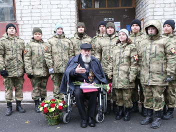 Сегодня ветеран Великой Отечественной войны Михаил Федорович Костюрин отмечает 102-й день рождения