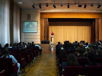 Новые показы проходят по стране!