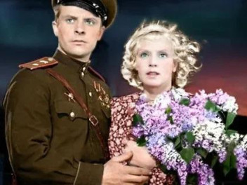 ВОЕННОЕ КИНО. "В 6 часов вечера после войны" (1944)