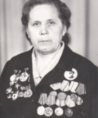 Малых (Посылкина) Анна Денисовна