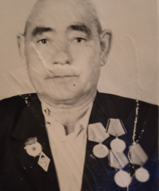 Бердиев Дурды (неизвестно)