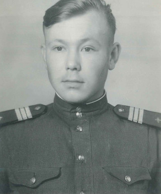 Жжёнов Лев Алексеевич