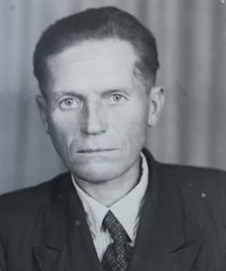 Уваров Прохор Тимофеевич