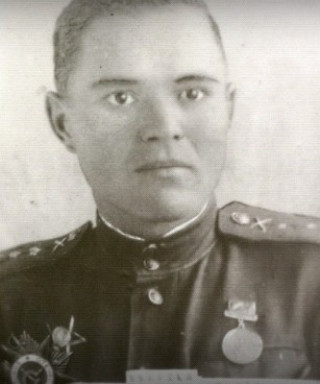 Петров Иван Петрович