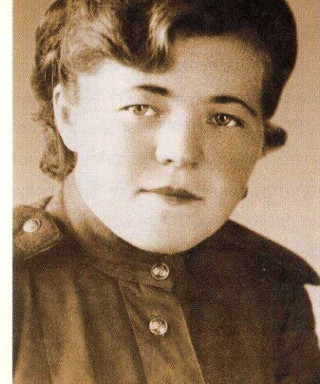 Кузнецова (Ловкина) Александра Васильевна