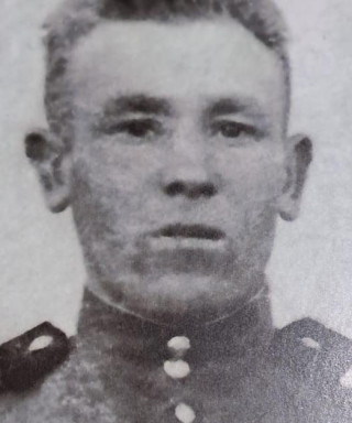 Хворостов Петр Федосеевич