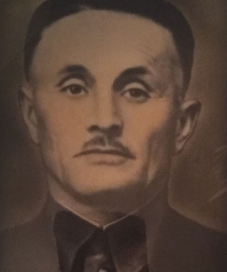 Мурзаев Алим Бекмурзаевич