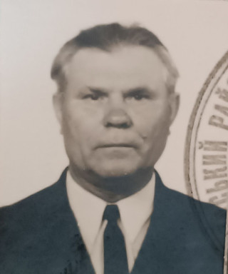 Яхненко Иван Леонтьевич