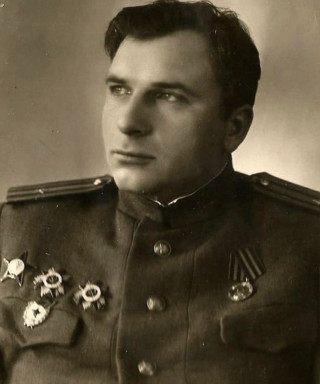 Наумов Александр Кузьмич