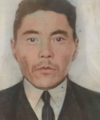 Атошев Магзум