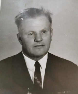 Петров Михаил Петрович