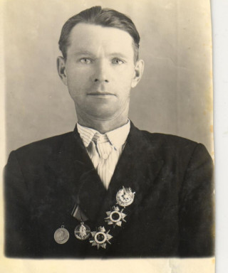 Жирнов Дмитрий Тимофеевич