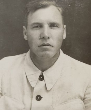 Безруков Леонид Александрович