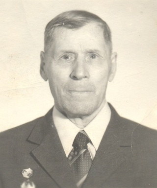 Шустов Кирилл Тихонович