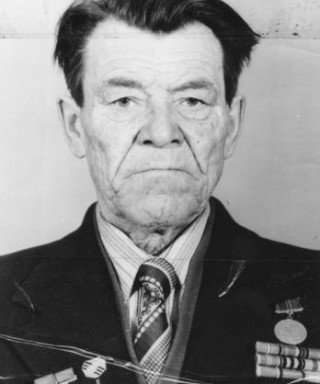 Петров Иван Петрович