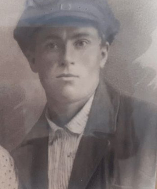 Петров Михаил Петрович