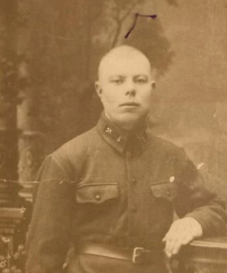 Петров Павел Петрович