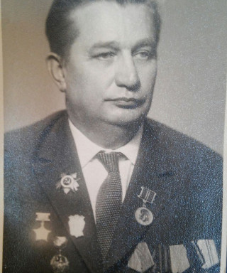 Иванов Пётр Иванович