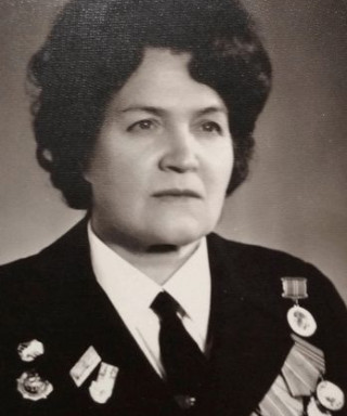 Янкина( Хмыз) Анна Васильевна