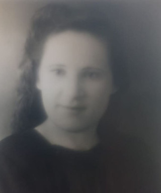 Захарова Любовь Петровна