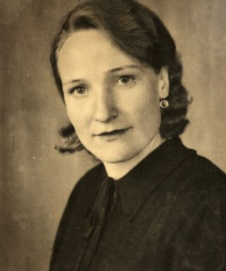 Никонова (Кудрявцева) Лидия Сергеевна