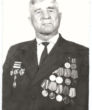 Леонов Иван Павлович