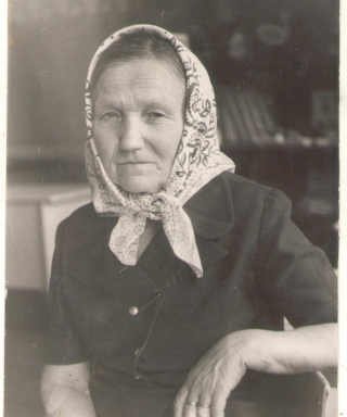 Кулакова (Костяева) Наталья Никитична