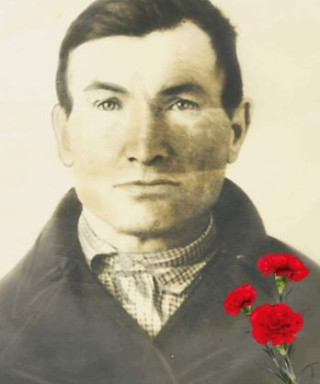 Яшников Никифор Тимофеевич