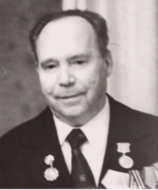 Петров Михаил Петрович