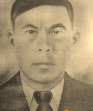 Таиров Мачит