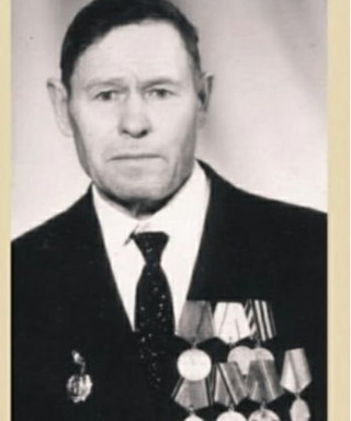 Гусельников Петр Васильевич