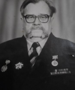 Кустов Евгений Никифорович