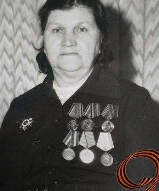 Золотухина Анна Яковлевна