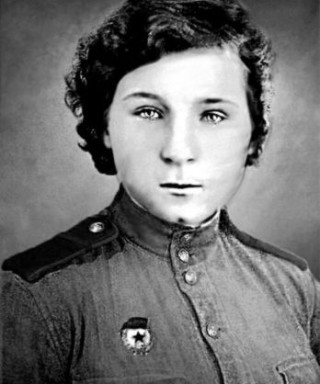 Марченко(Устинова) Елизавета Васильевна