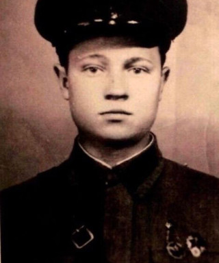 Лазарев Александр Васильевич