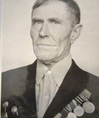 Аксенов Иван Иванович