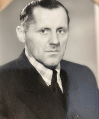 Жуков Леонид Поликарпович