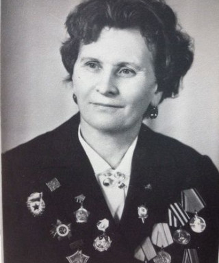 Назарова Валентина Яковлевна