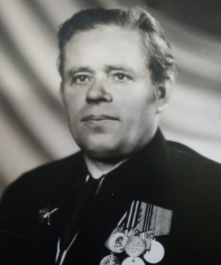 Долженко Иван