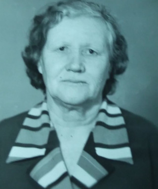 Медведникова Александра Захаровна