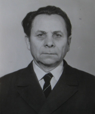 Кулаков Василий Никифорович