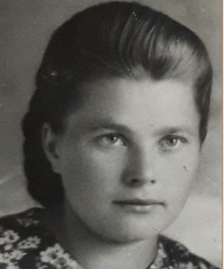 Коршунова (Ситкина) Антонина Ивановна