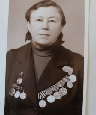 Белякова (Матвейчук) Любовь Антоновна