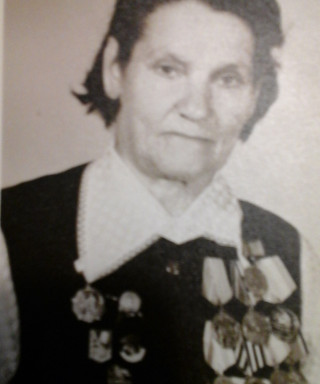 Колтакова ( Трофимова ) Анна Ивановна